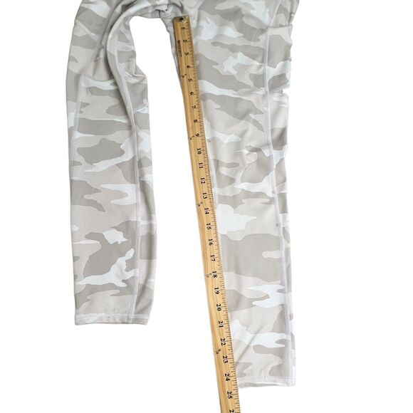 Athleta Womens Tan Camo Contender 7/8 Tight Small Zip Pockets #405480 - Picture 6 of 9